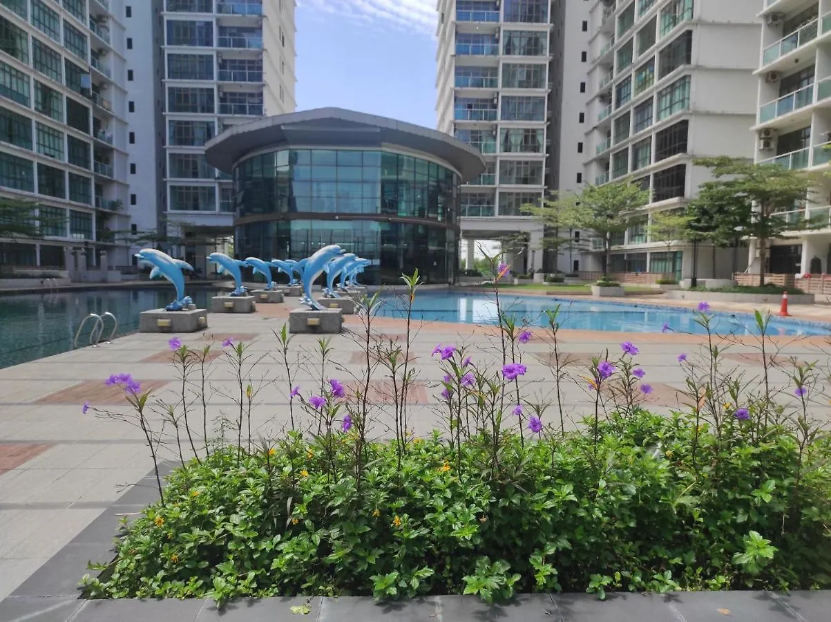 Ferienwohnung 17-Mount Austin Palazio High Floor 2/3Pax Beautiful Street View Johor Bahru Apartment